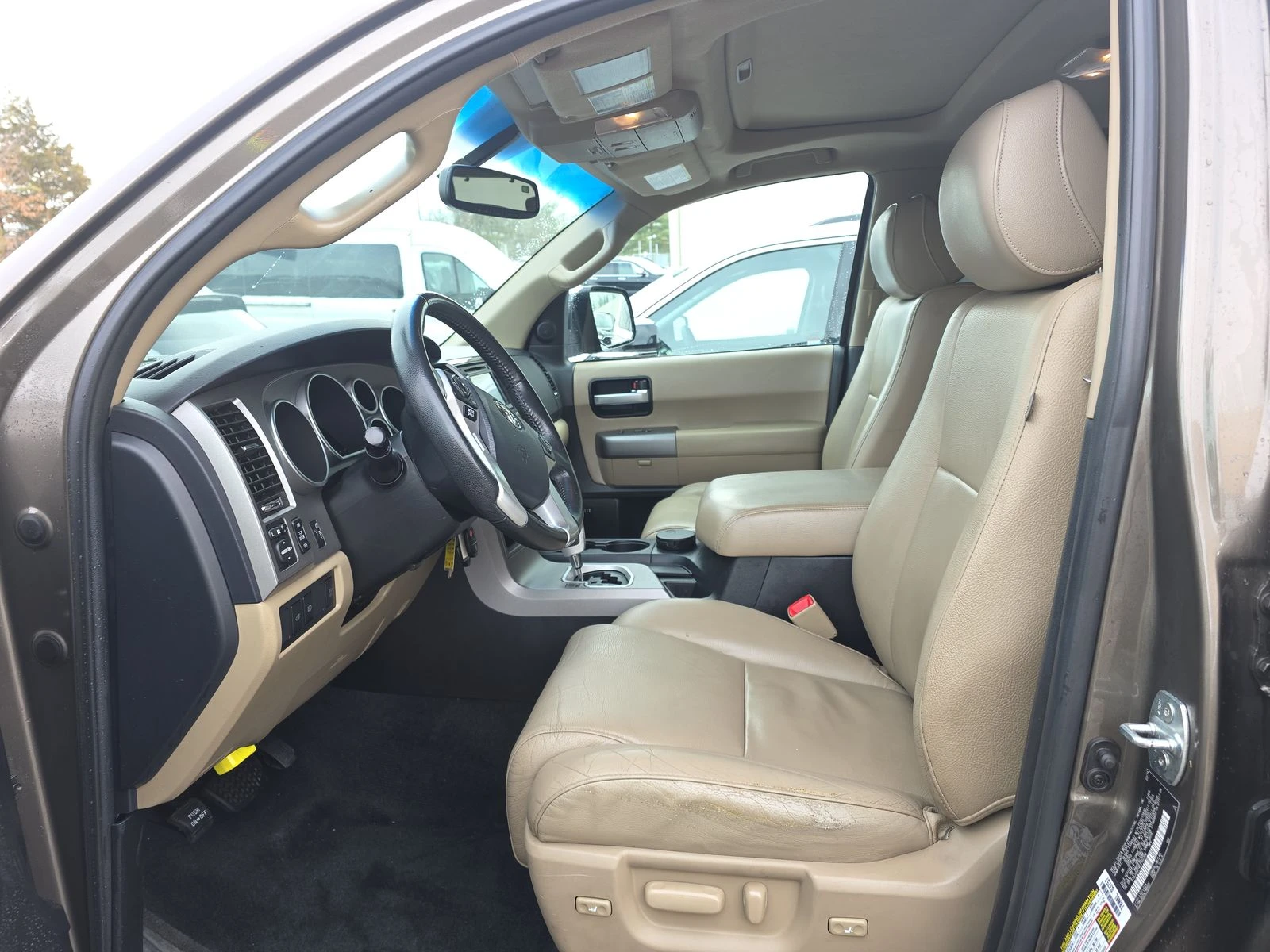 Toyota Sequoia LIMITED* 5.7* V8* �������* ������* ������ | Mobile.bg � ����������� 11
