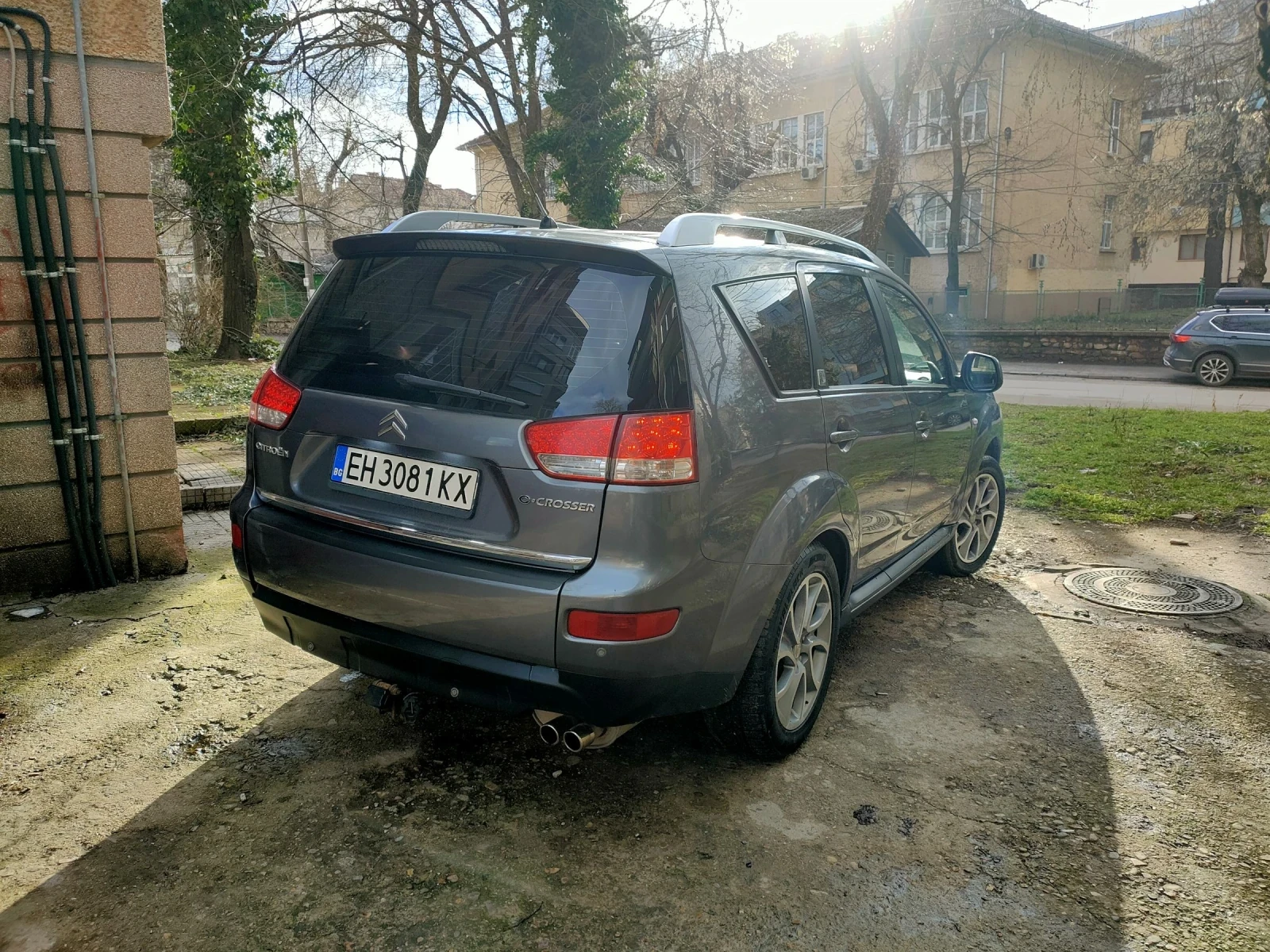 Mitsubishi Outlander Citroen C-crosser 2.4 LPG | Mobile.bg � ����������� 10