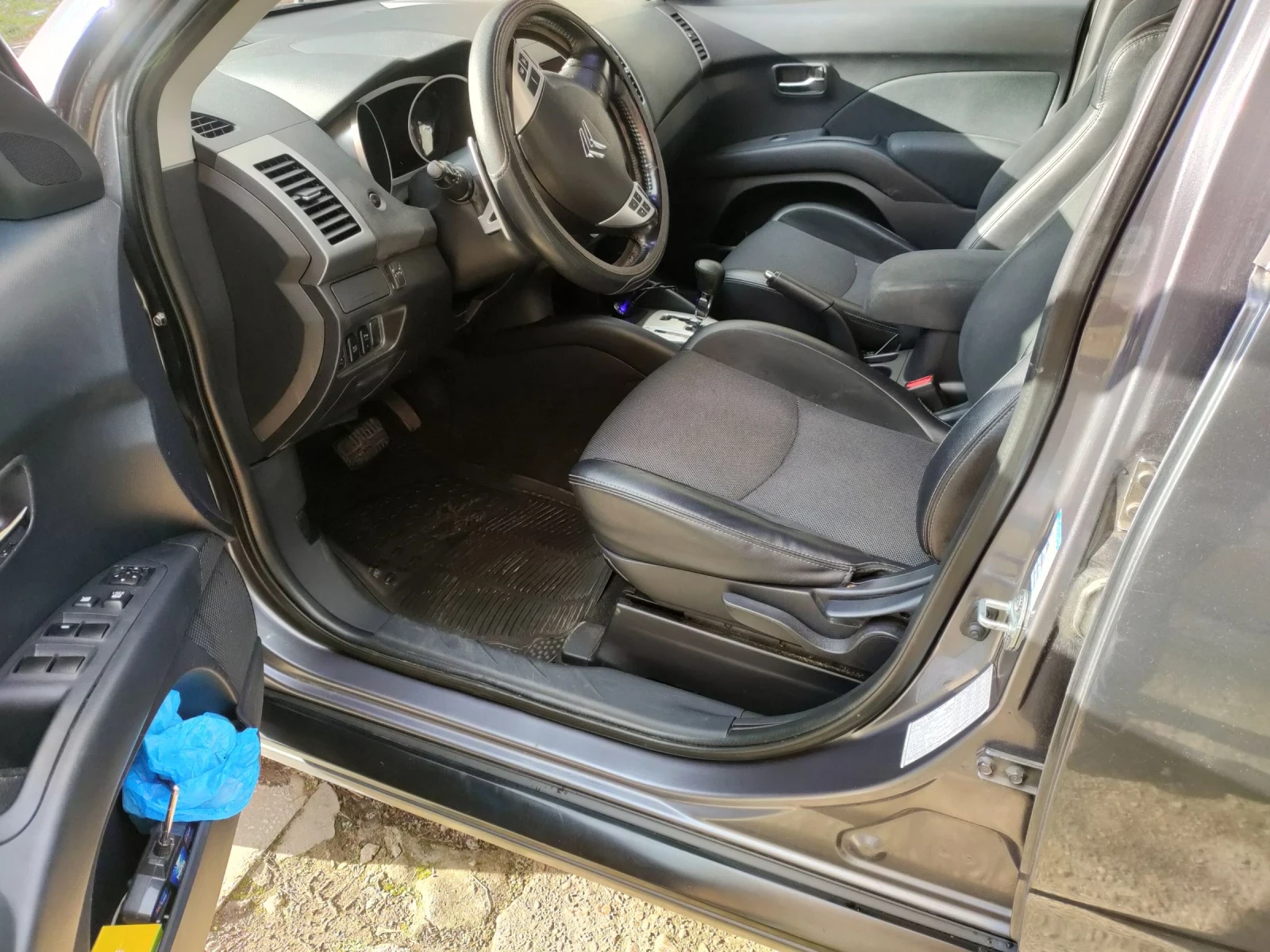 Mitsubishi Outlander Citroen C-crosser 2.4 LPG | Mobile.bg � ����������� 17