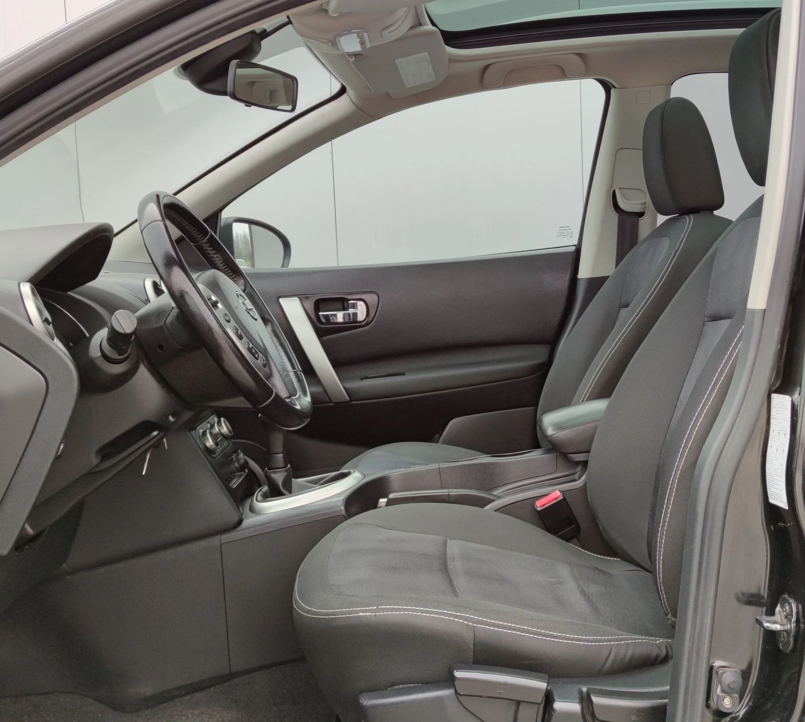 Nissan Qashqai 1.6i - изображение 9