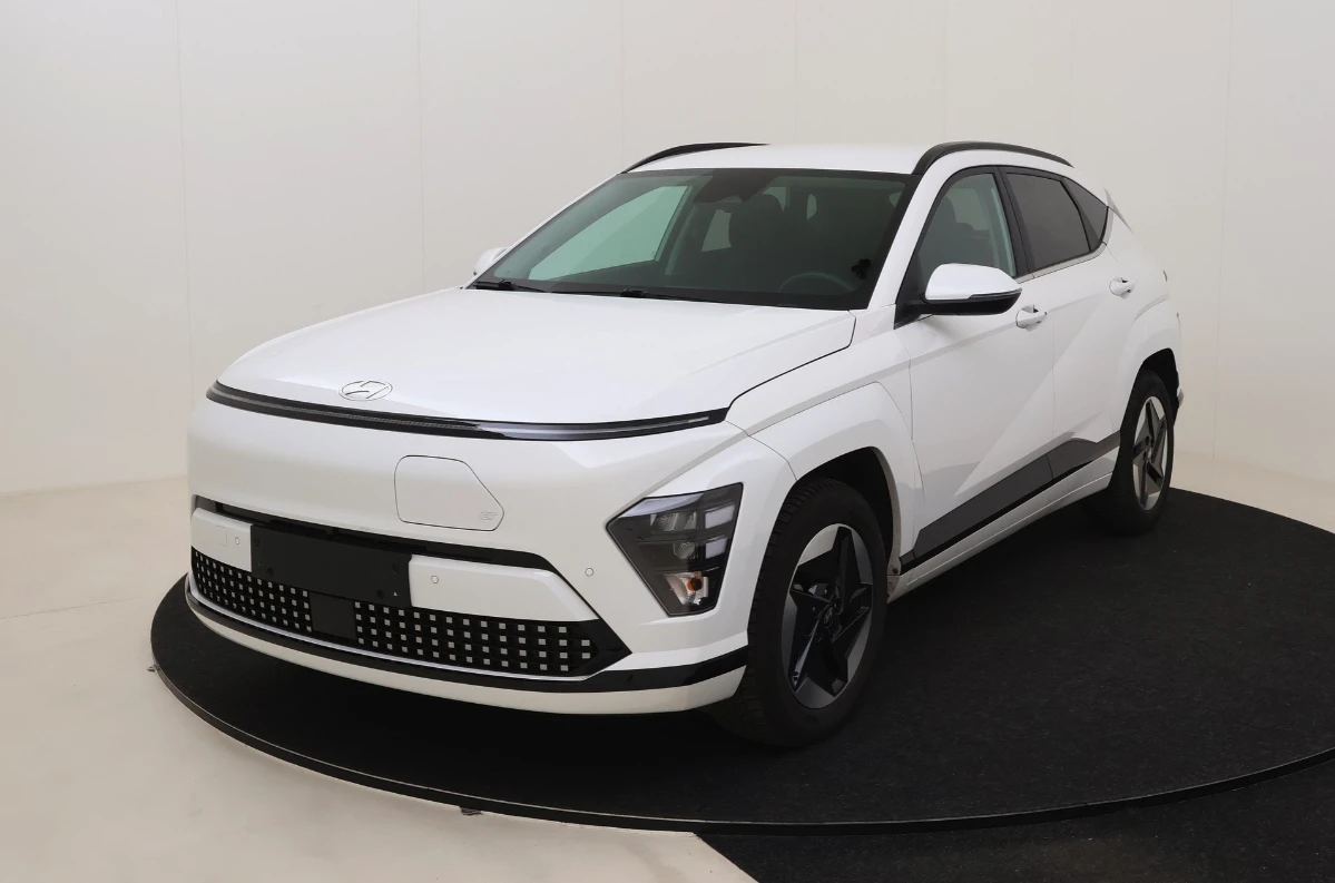 Hyundai Kona e-Kona 48 kWh ВЪЗМОЖНОСТ ЗА ЛИЗИНГ, снимка 2 - Автомобили и джипове - 53815252