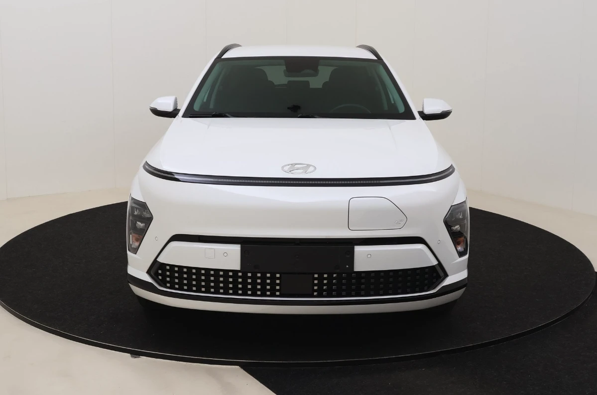 Hyundai Kona e-Kona 48 kWh ВЪЗМОЖНОСТ ЗА ЛИЗИНГ, снимка 12 - Автомобили и джипове - 53815252