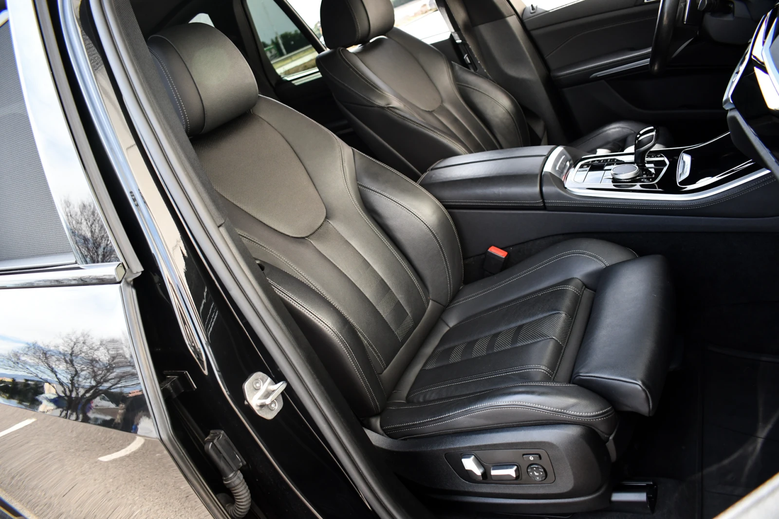 BMW X5 4.0 M 47 хил.км Mild Hybrid, снимка 16 - Автомобили и джипове - 53874100