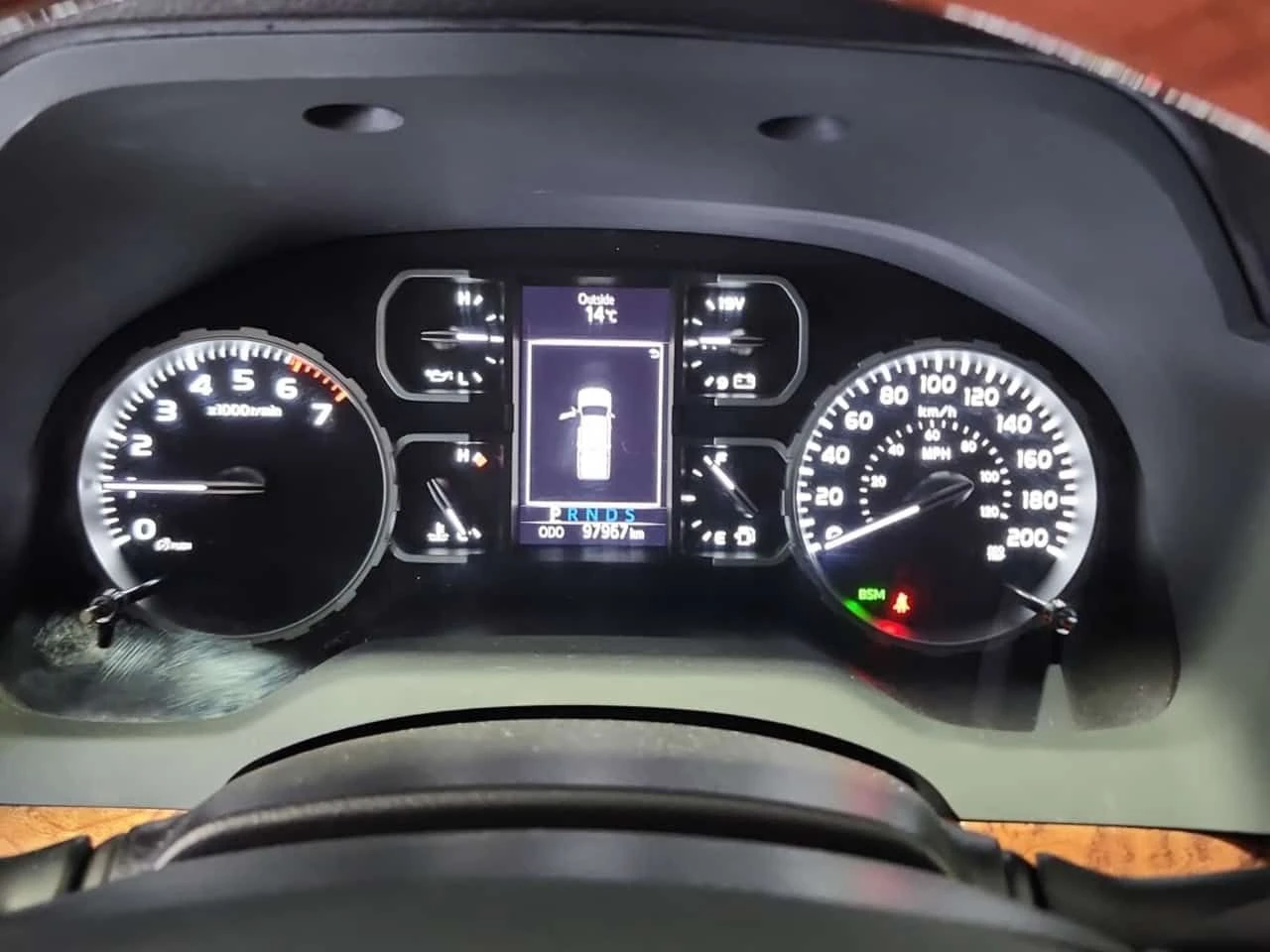 Toyota Tundra PLATINUM CREW CAB SHORT BED| CARFAX| АВТОКРЕДИТ, снимка 9 - Автомобили и джипове - 54598128