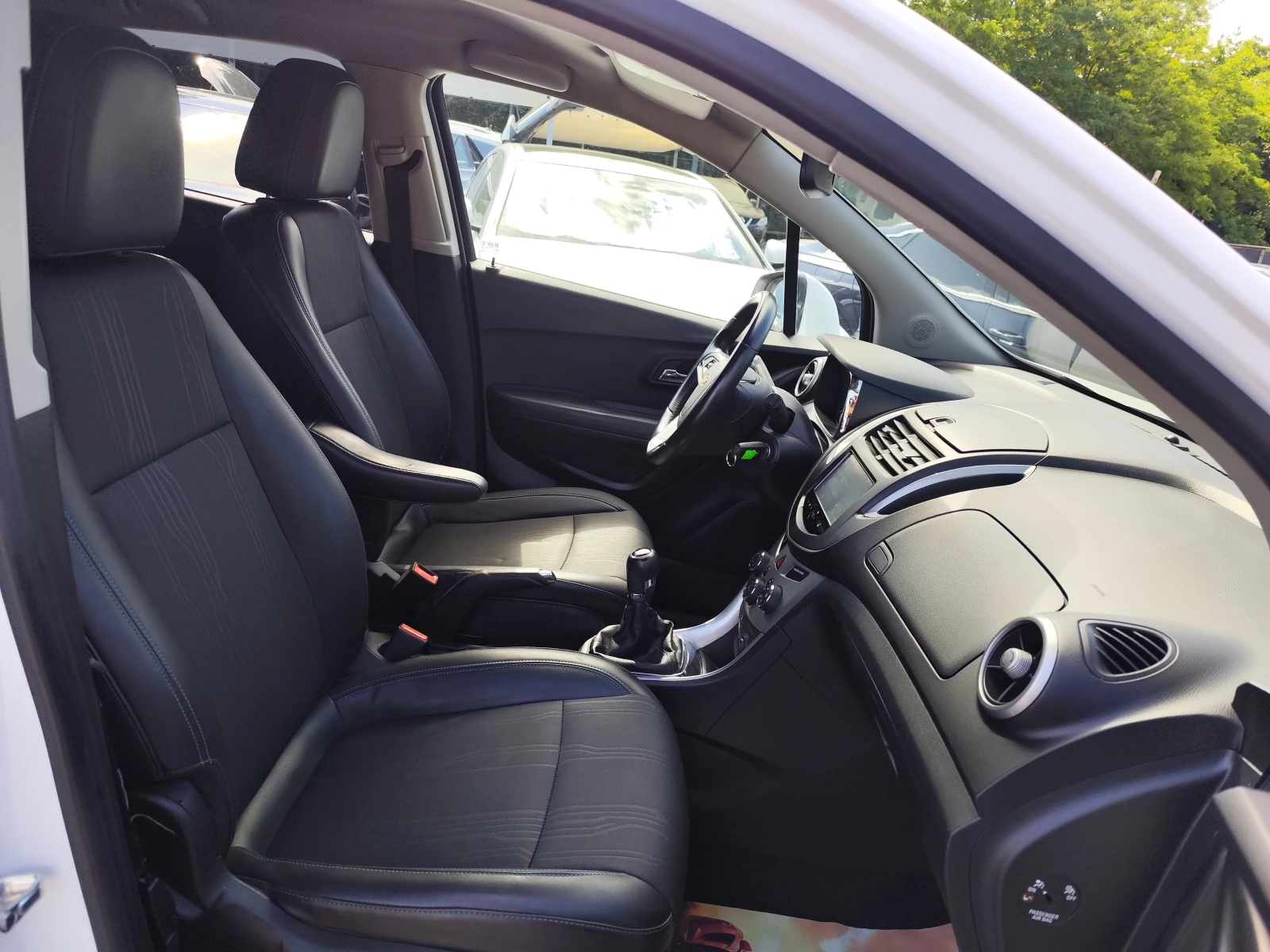 Chevrolet Trax 1.4i* CAMERA* EURO-5B* KLIMA* , снимка 13 - Автомобили и джипове - 54890327