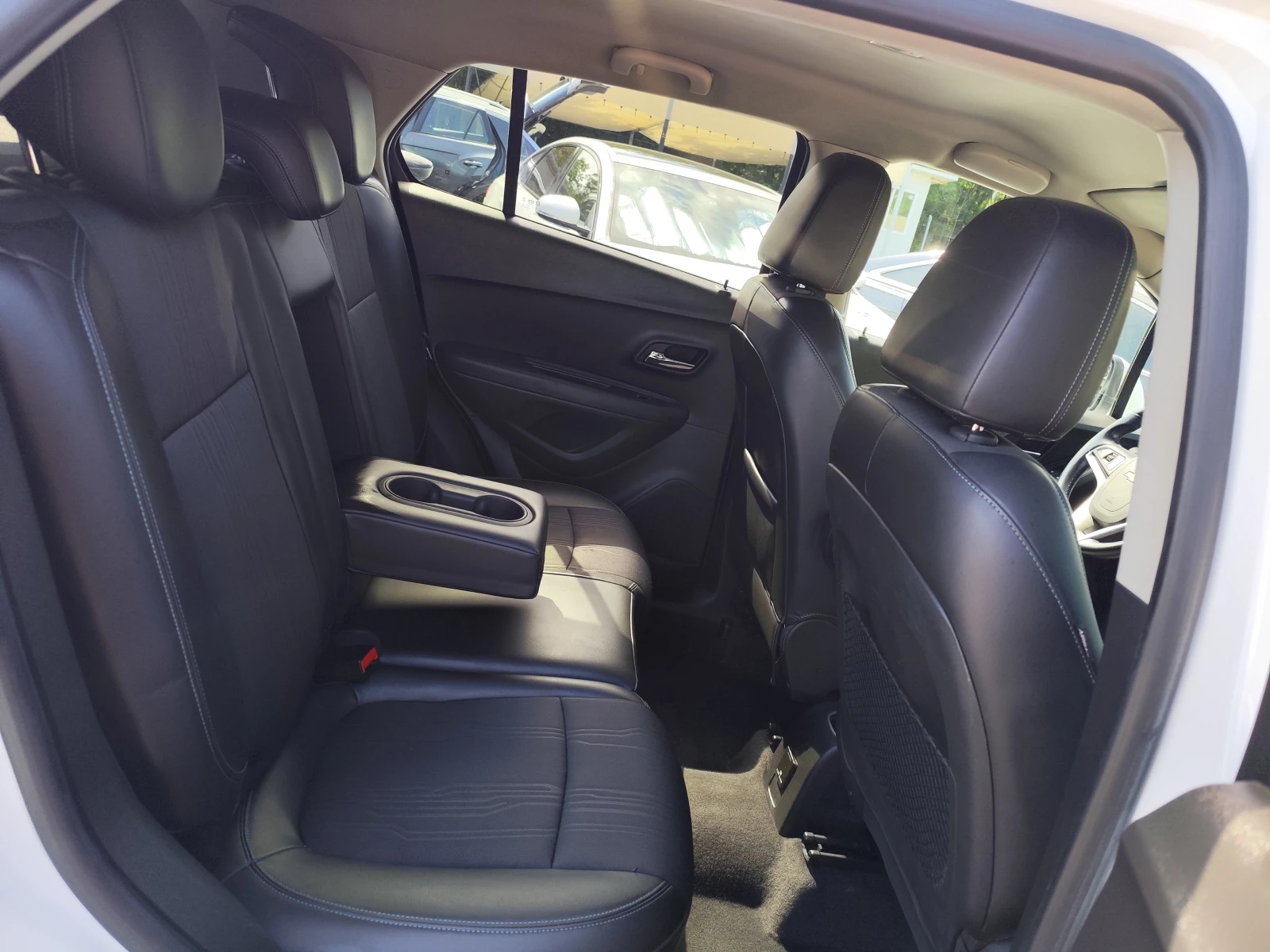 Chevrolet Trax 1.4i* CAMERA* EURO-5B* KLIMA* , снимка 12 - Автомобили и джипове - 54890327