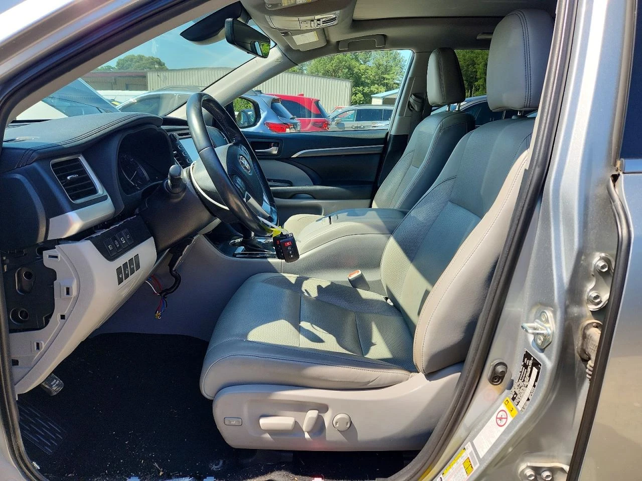 Toyota Highlander 3.5l Limited Platinum, снимка 7 - Автомобили и джипове - 55382506