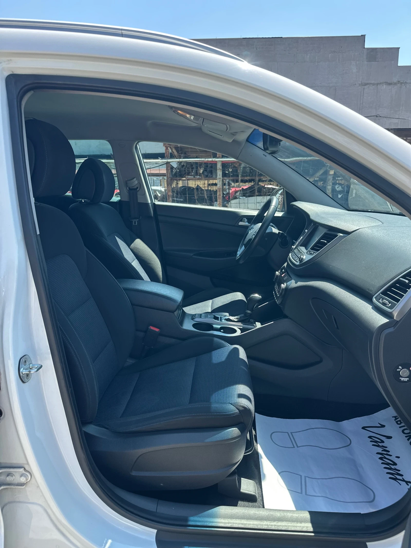 Hyundai Tucson 1.7CRDi* 140kc* xPossible ISG* , снимка 11 - Автомобили и джипове - 55613673
