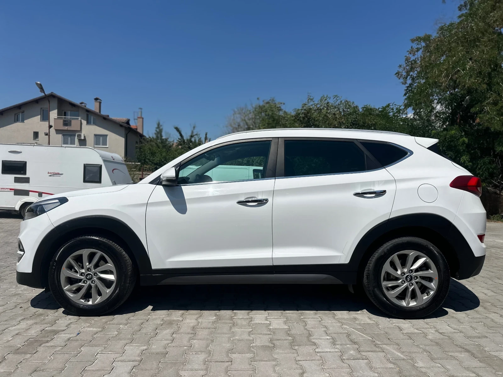 Hyundai Tucson 1.7CRDi* 140kc* xPossible ISG* , снимка 3 - Автомобили и джипове - 55613673