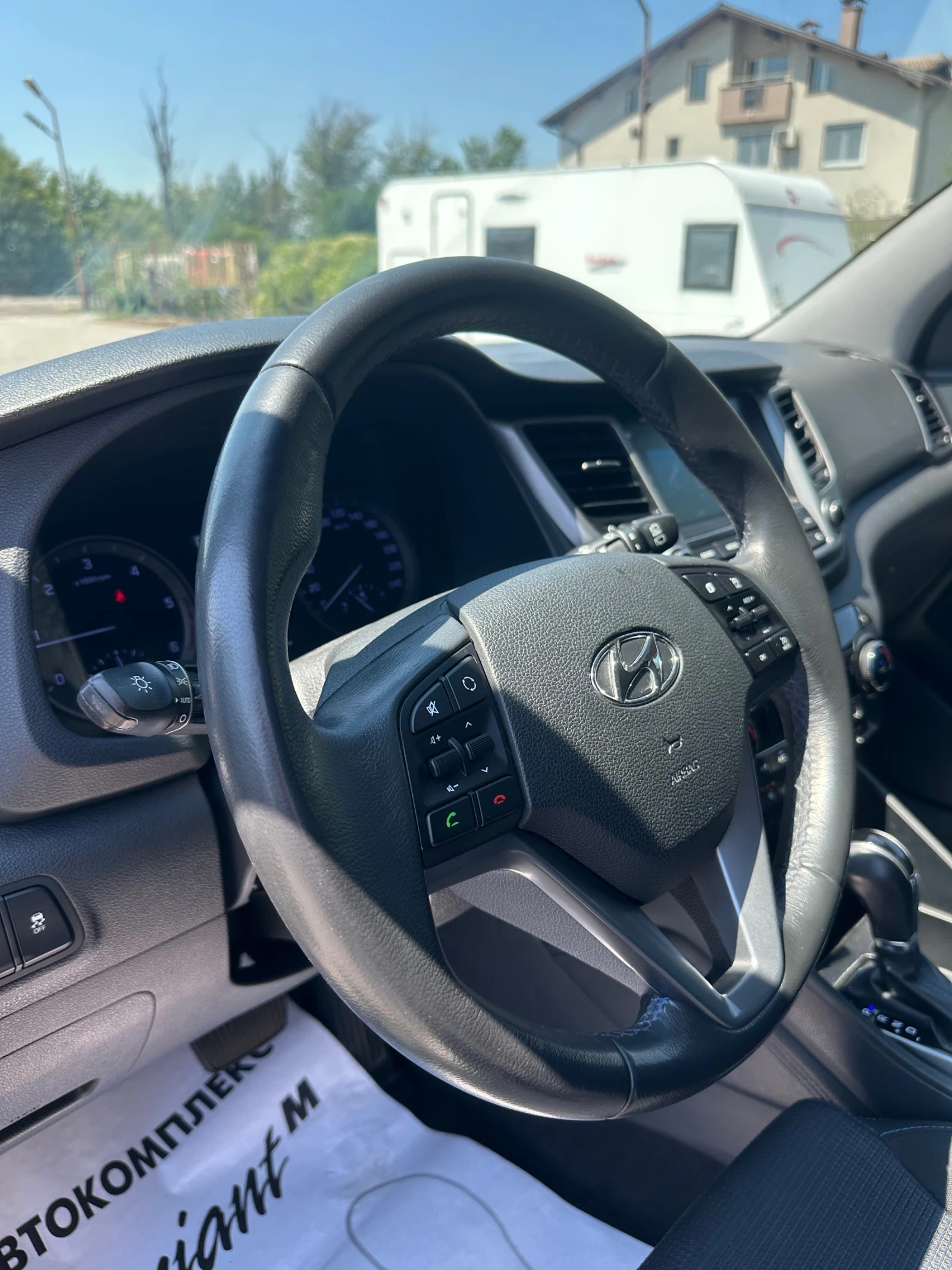 Hyundai Tucson 1.7CRDi* 140kc* xPossible ISG* , снимка 14 - Автомобили и джипове - 55613673
