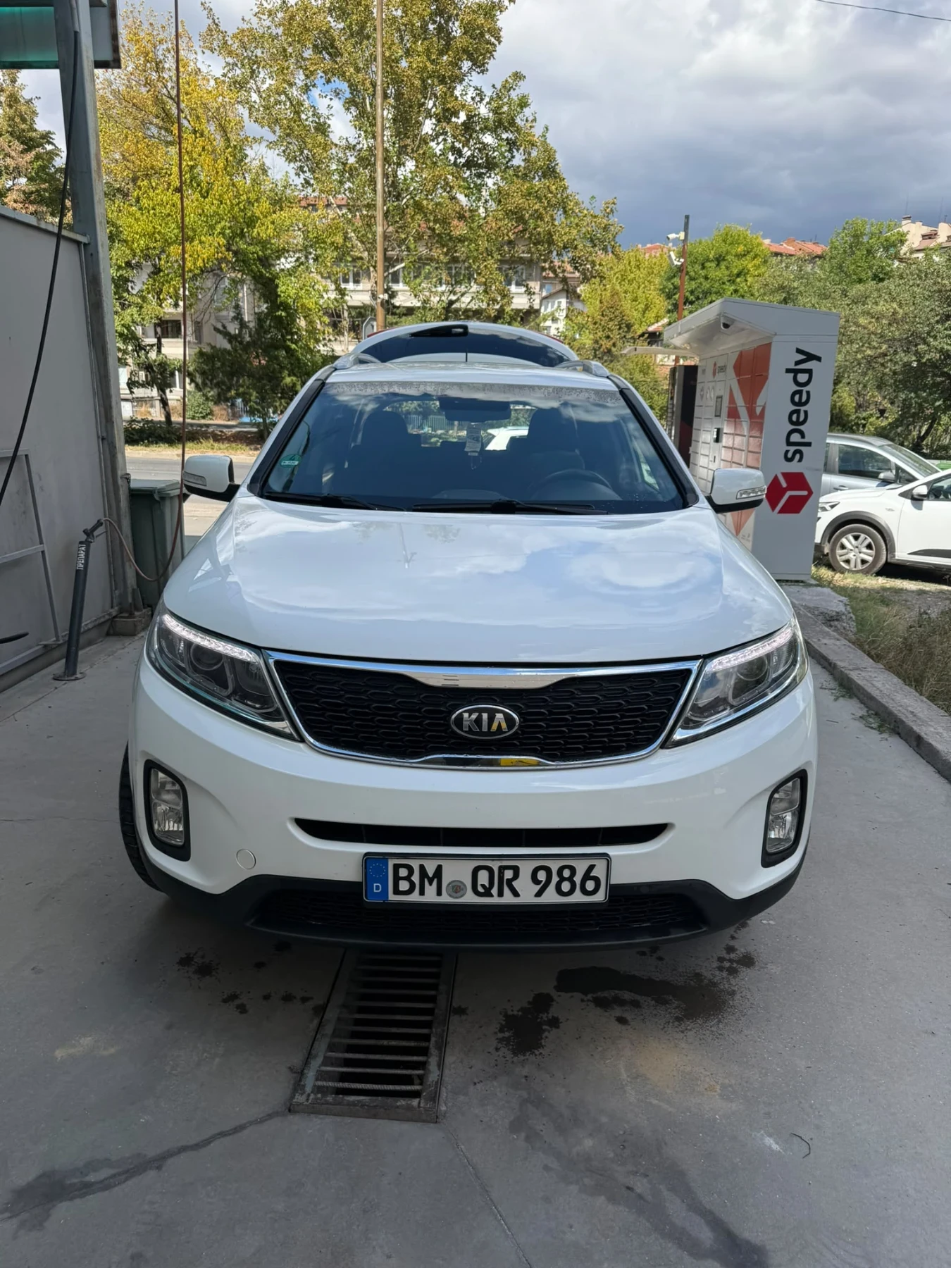 Kia Sorento 2.4 GDI, снимка 3 - Автомобили и джипове - 56216147