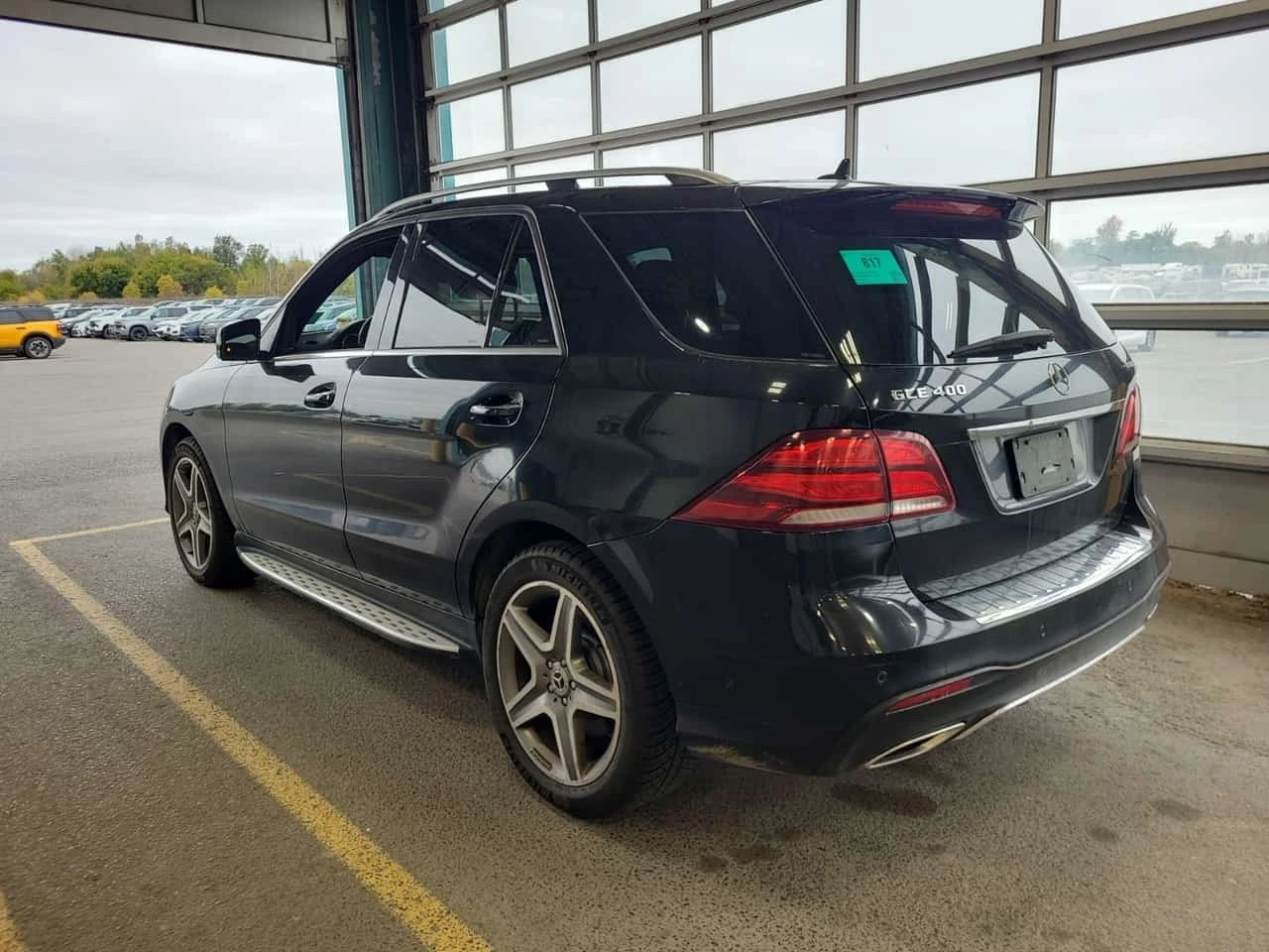 Mercedes-Benz GLE 400 * AMG Line * CARFAX * , снимка 3 - Автомобили и джипове - 56278072