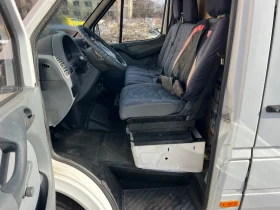 Mercedes-Benz Sprinter 311 2.2 CDi Дълга База , снимка 6