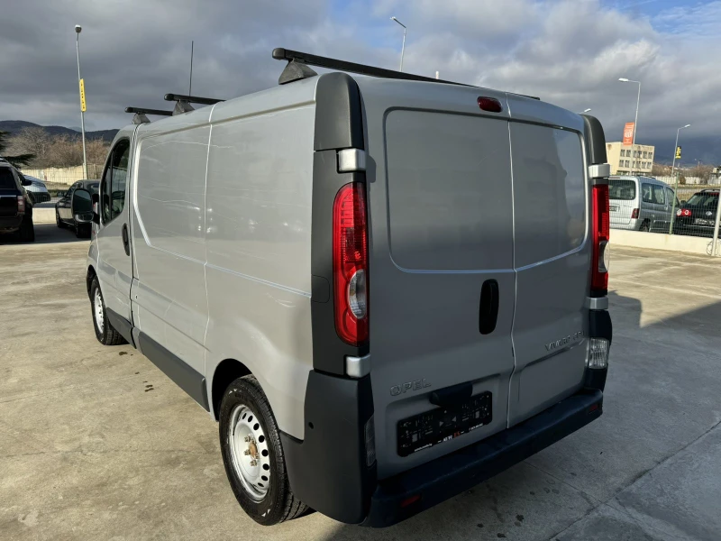 Opel Vivaro 2.0* 115ps* АВТОМАТ* КЛИМАТИК* , снимка 4 - Бусове и автобуси - 48236555