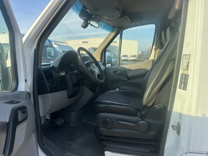 Mercedes-Benz Sprinter 318, снимка 11 - Бусове и автобуси - 49136271