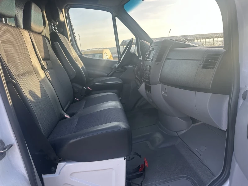 Mercedes-Benz Sprinter 318, снимка 10 - Бусове и автобуси - 49136271