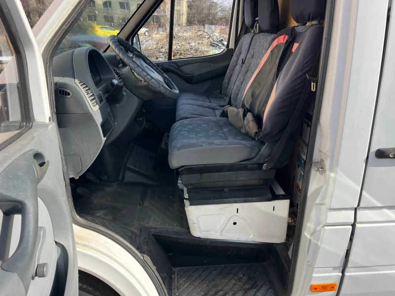 Mercedes-Benz Sprinter 311 2.2 CDi Дълга База , снимка 6 - Бусове и автобуси - 52919045