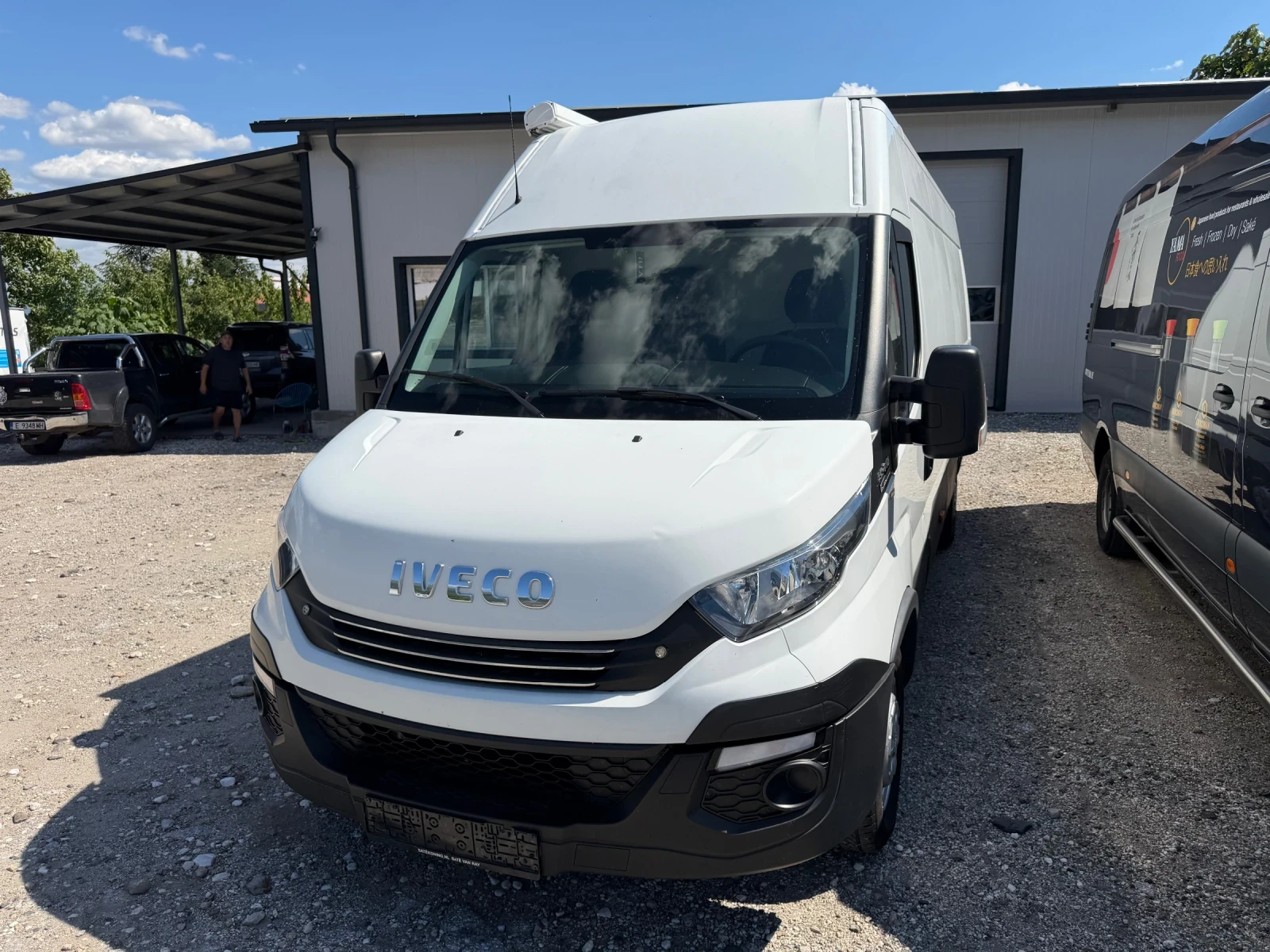 Iveco Daily 35-140!MAXI!HI-MATIC!РЕАЛНИ КМ!232ХКМ!, снимка 3 - Бусове и автобуси - 55282783
