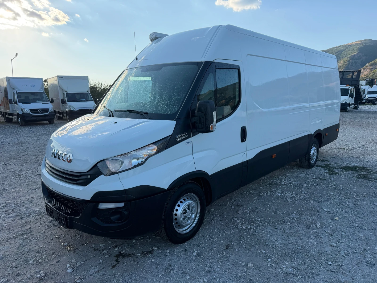Iveco Daily 35-140!MAXI!HI-MATIC!РЕАЛНИ КМ!232ХКМ!, снимка 3 - Бусове и автобуси - 55282783