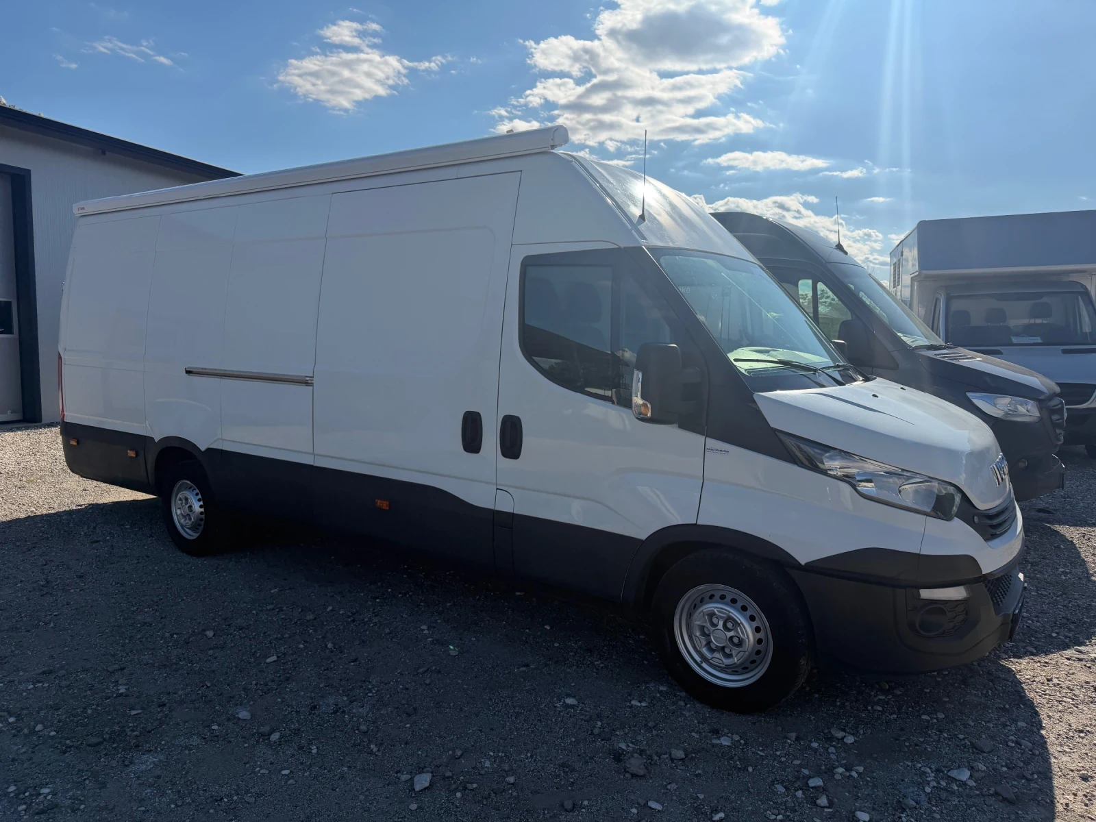 Iveco Daily 35-140!MAXI!HI-MATIC!РЕАЛНИ КМ!232ХКМ!, снимка 2 - Бусове и автобуси - 55282783