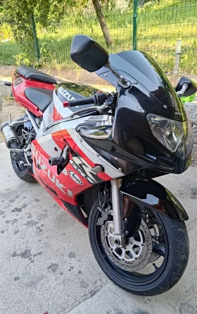     Suzuki Gsxr k2