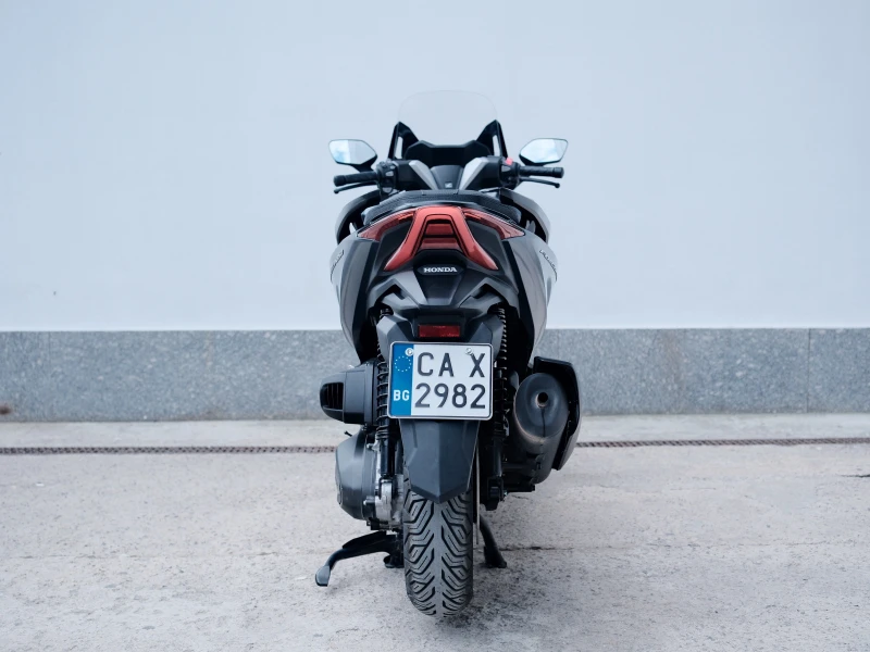 Honda Forza 350, снимка 4 - Мотоциклети и мототехника - 52066974