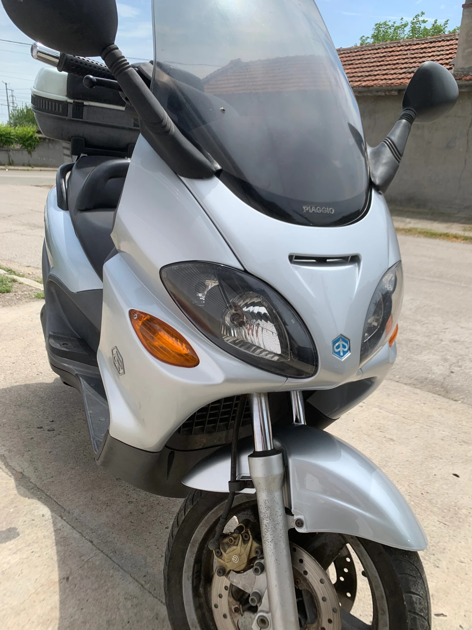 Piaggio X9 125