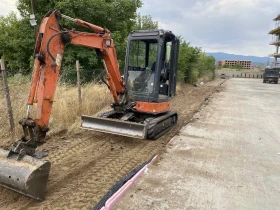      Hitachi ZX27U-2
