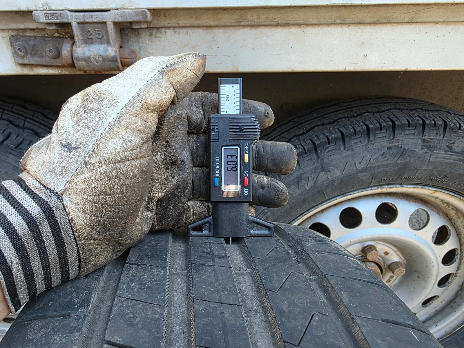  225/45R17 | Mobile.bg   3