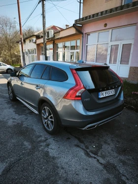 Volvo V60 Cross Country, снимка 3