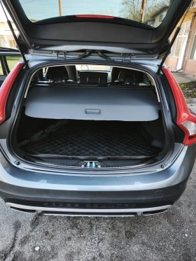 Volvo V60 Cross Country, снимка 8