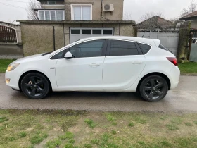 Opel Astra J SRI - 1700 € / 3324.91 лв. - 95174868 3