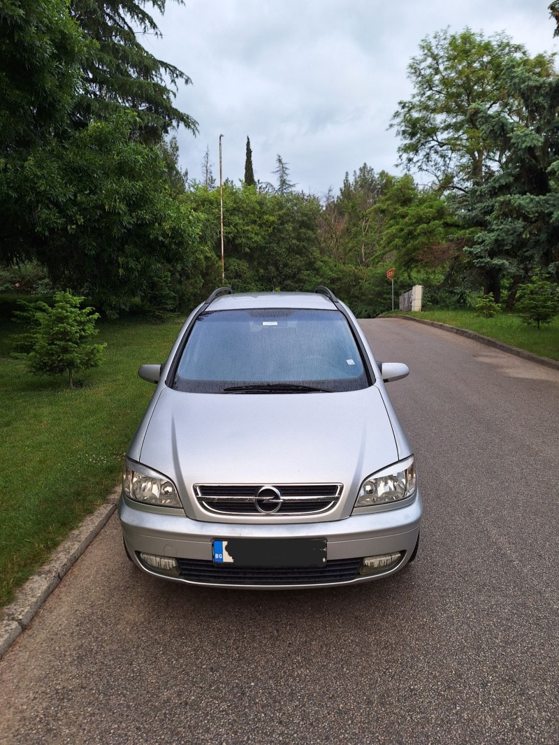 Opel Zafira 2.2D 7 места Климатик Регистрация, снимка 2 - Автомобили и джипове - 45747630