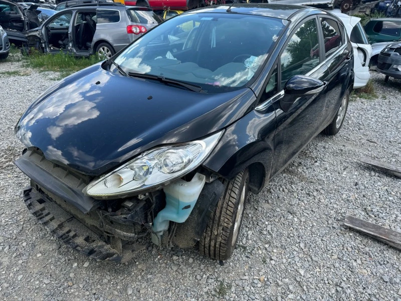 Ford Fiesta 1.6d, снимка 2 - Автомобили и джипове - 46739810