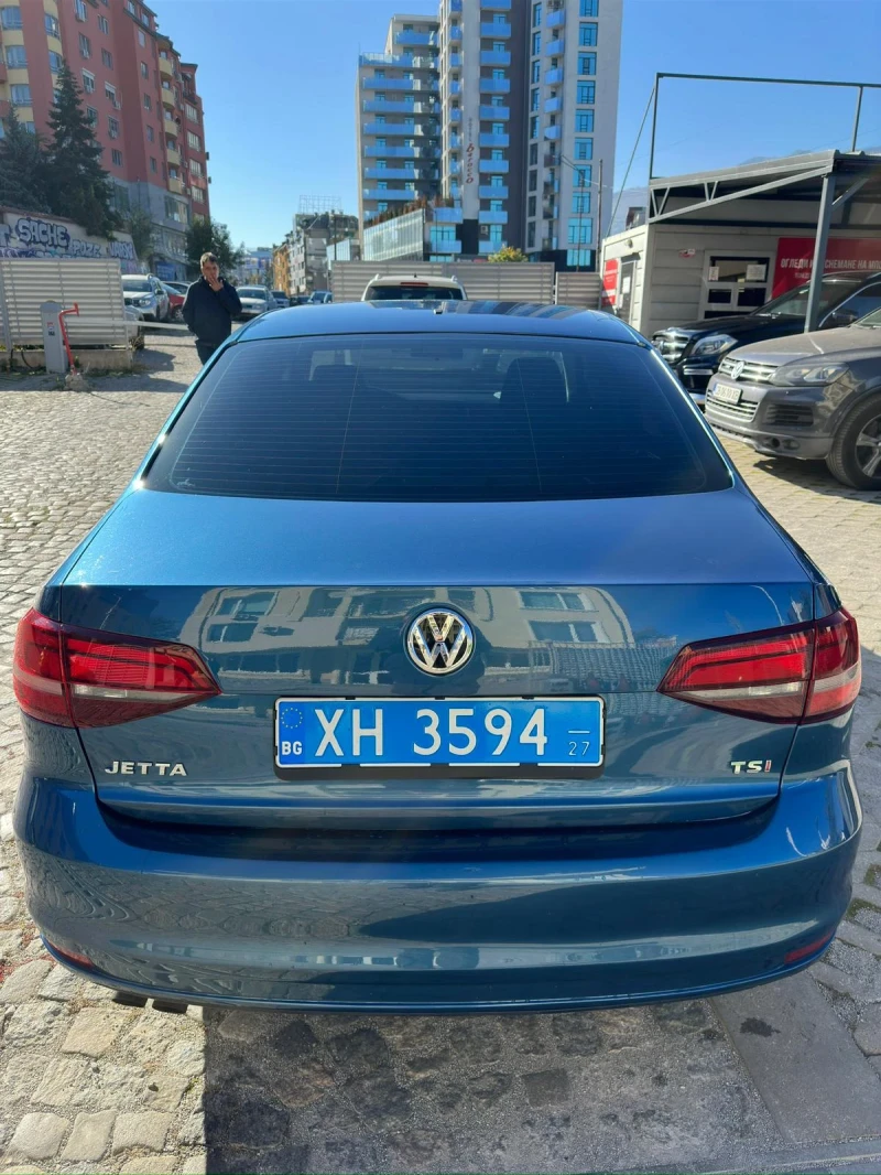 VW Jetta, снимка 1 - Автомобили и джипове - 48120264