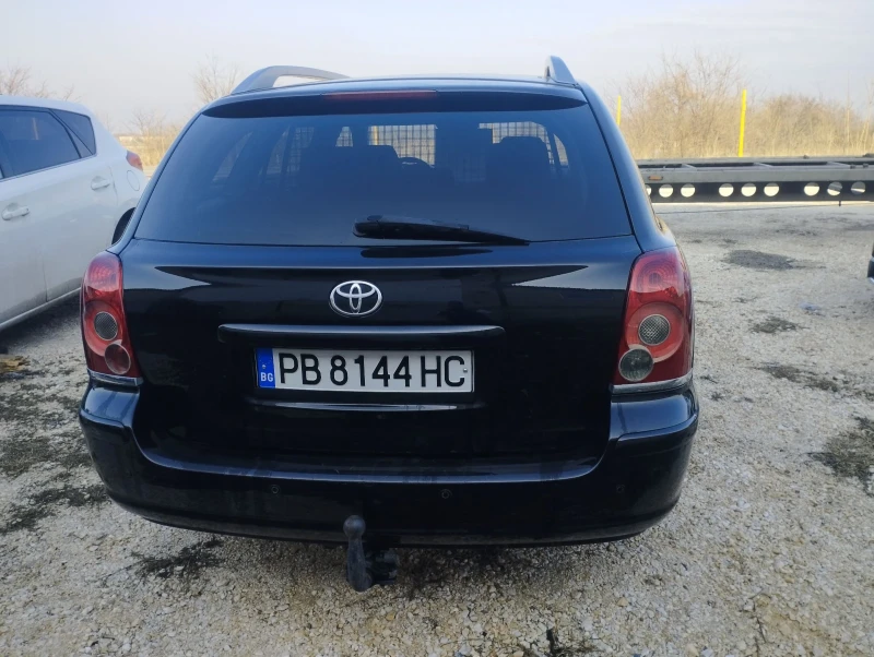 Toyota Avensis, снимка 4 - Автомобили и джипове - 49299975