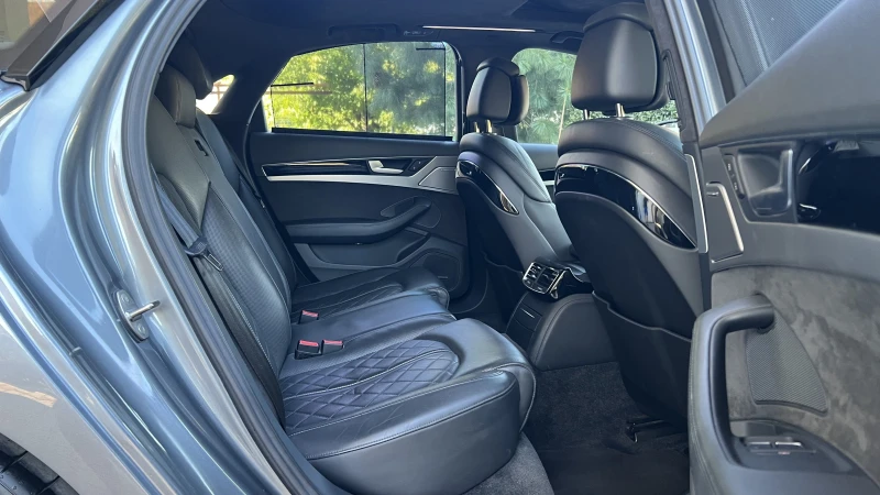 Audi A8 4.2TDI/Matrix/Bose/Active Distronic/Обдухване, снимка 16 - Автомобили и джипове - 51090885