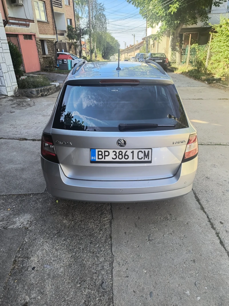 Skoda Fabia 1.4TDI автоматик , снимка 4 - Автомобили и джипове - 52338753