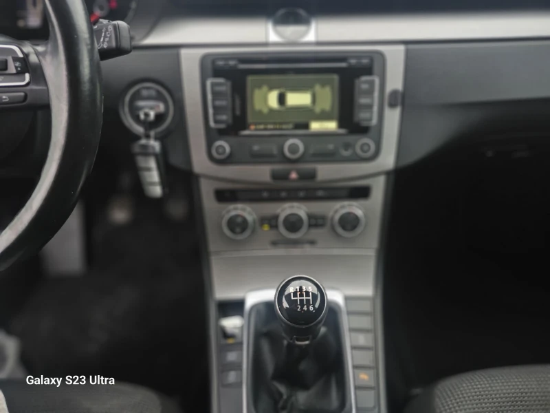 VW Passat 1.6TDi/105Ks/TOP, снимка 10 - Автомобили и джипове - 52029147