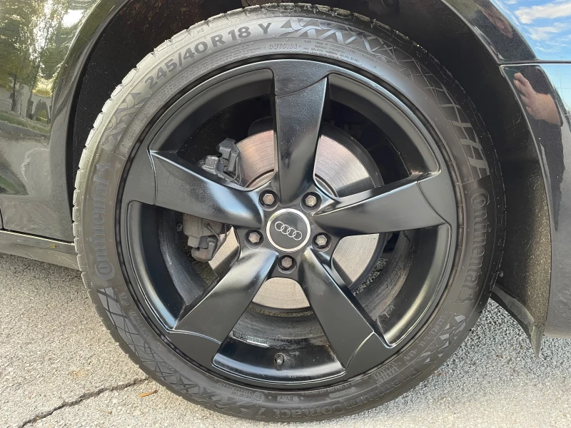 Audi A4 -Гаражна, отлично състояние, с комплект зимни гуми, снимка 12 - Автомобили и джипове - 52547162