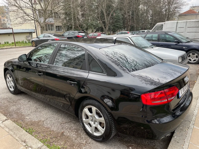 Audi A4 -Гаражна, отлично състояние, с комплект зимни гуми, снимка 13 - Автомобили и джипове - 52547162