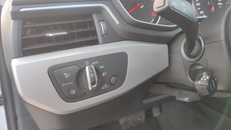Audi A4 40 TDI MATRIX , снимка 16 - Автомобили и джипове - 52555078