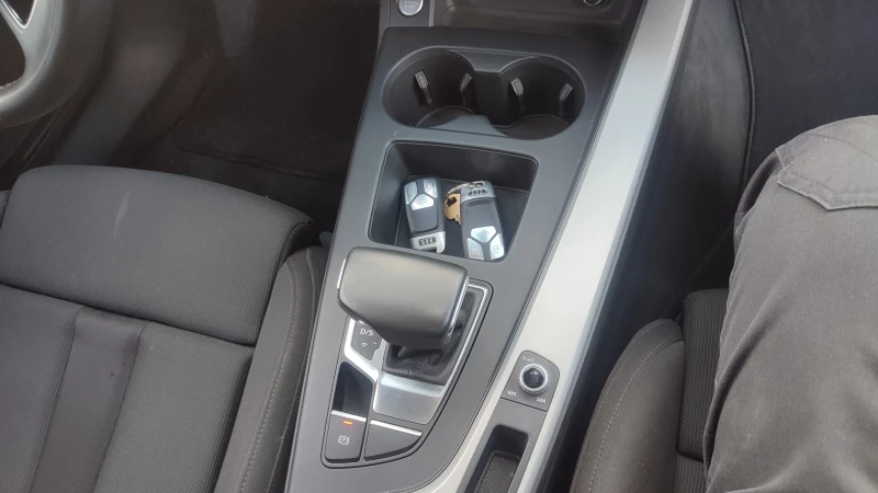 Audi A4 40 TDI MATRIX , снимка 12 - Автомобили и джипове - 52555078