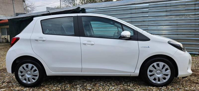 Toyota Yaris 1.5i-HIBRID* 2016г* 147900км* НАВИГАЦИЯ* КАМЕРА* Т, снимка 7 - Автомобили и джипове - 52679721
