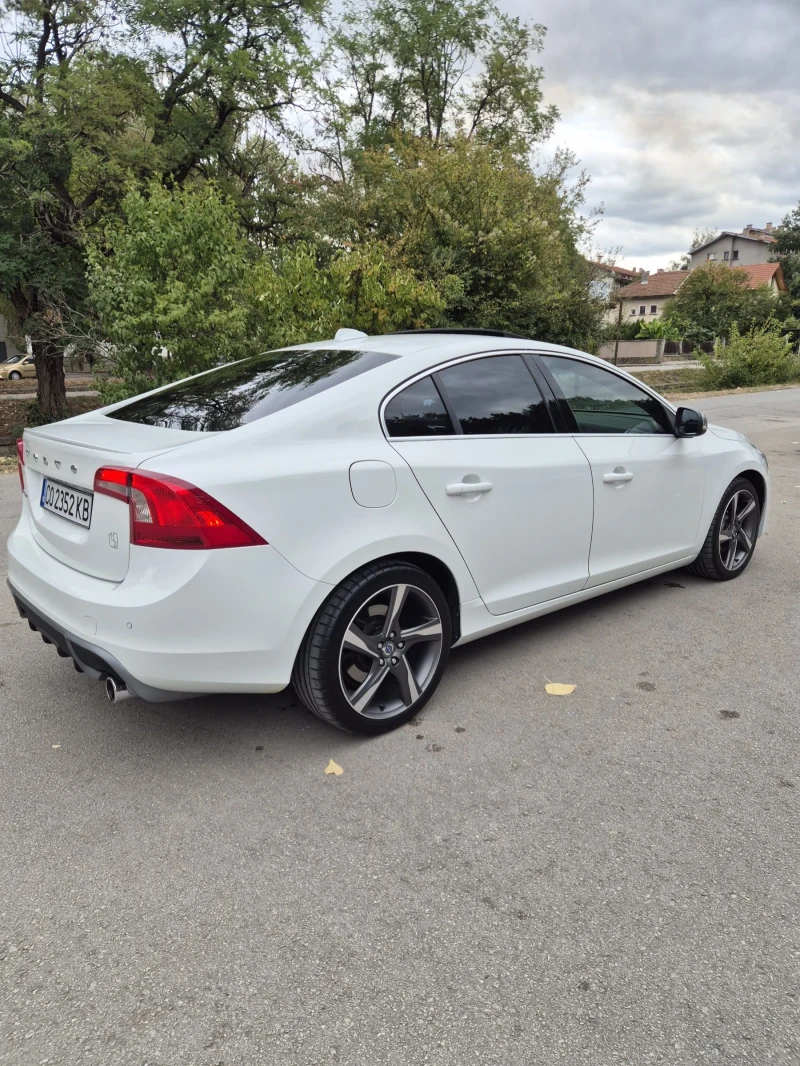 Volvo S60 Drive E - R Design, снимка 3 - Автомобили и джипове - 52999705