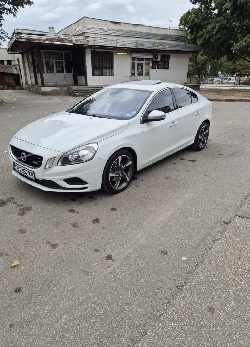 Volvo S60 Drive E - R Design, снимка 11 - Автомобили и джипове - 52999705