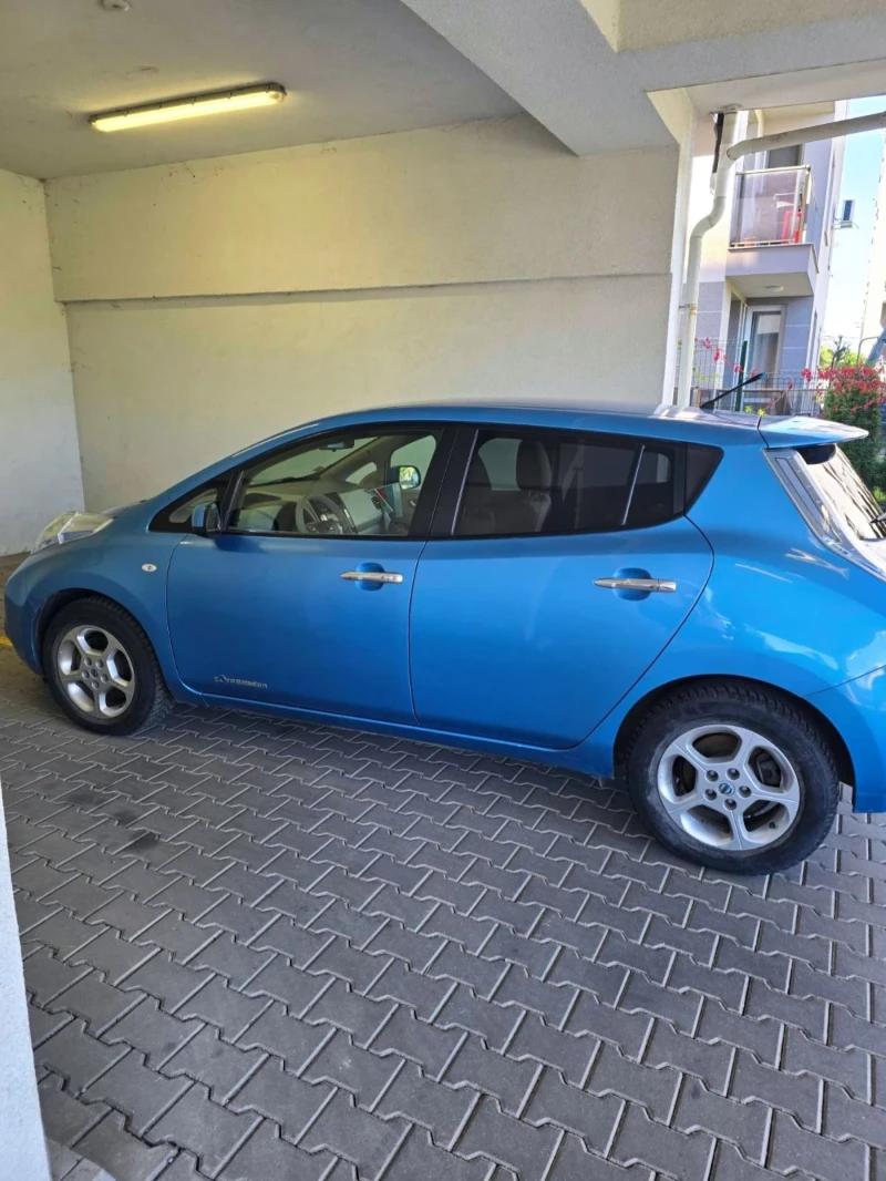 Nissan Leaf , снимка 3 - Автомобили и джипове - 53037215
