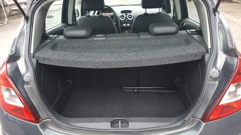 Opel Corsa 1.2i GAZ, снимка 15 - Автомобили и джипове - 53246265