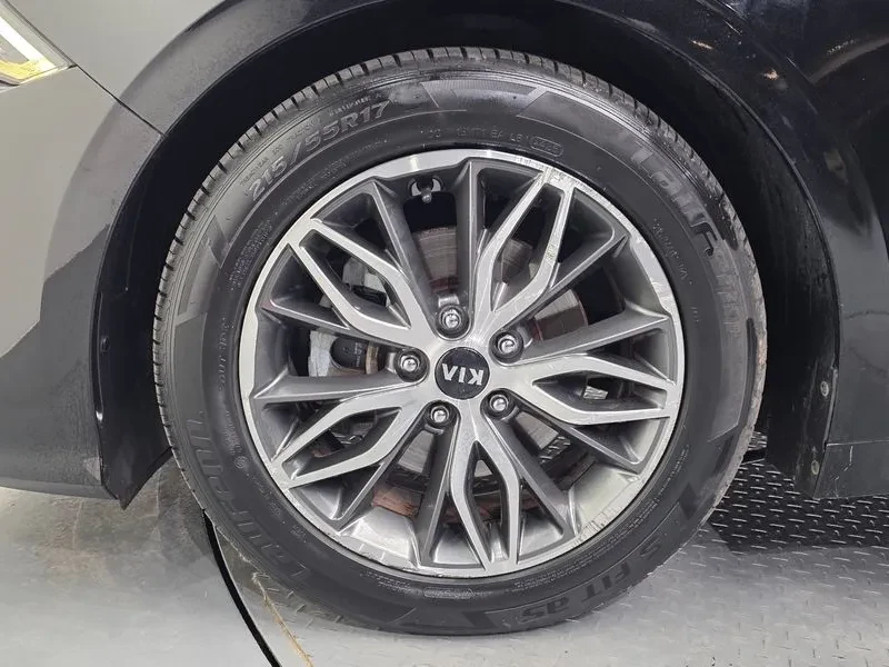 Kia K5 2.0, снимка 5 - Автомобили и джипове - 54263607