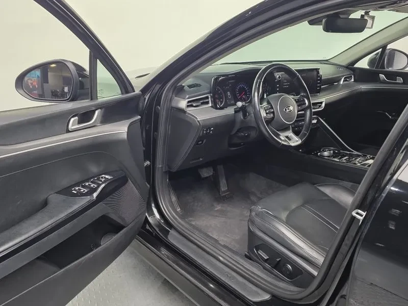 Kia K5 2.0, снимка 10 - Автомобили и джипове - 54263607